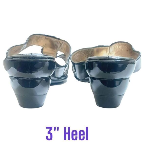 SOFFT Women's Leather Gold Tone Sandals 9 Wide - Picture 8 of 13